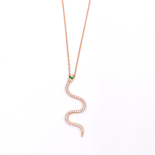 Collar con serpiente grande de zirconias