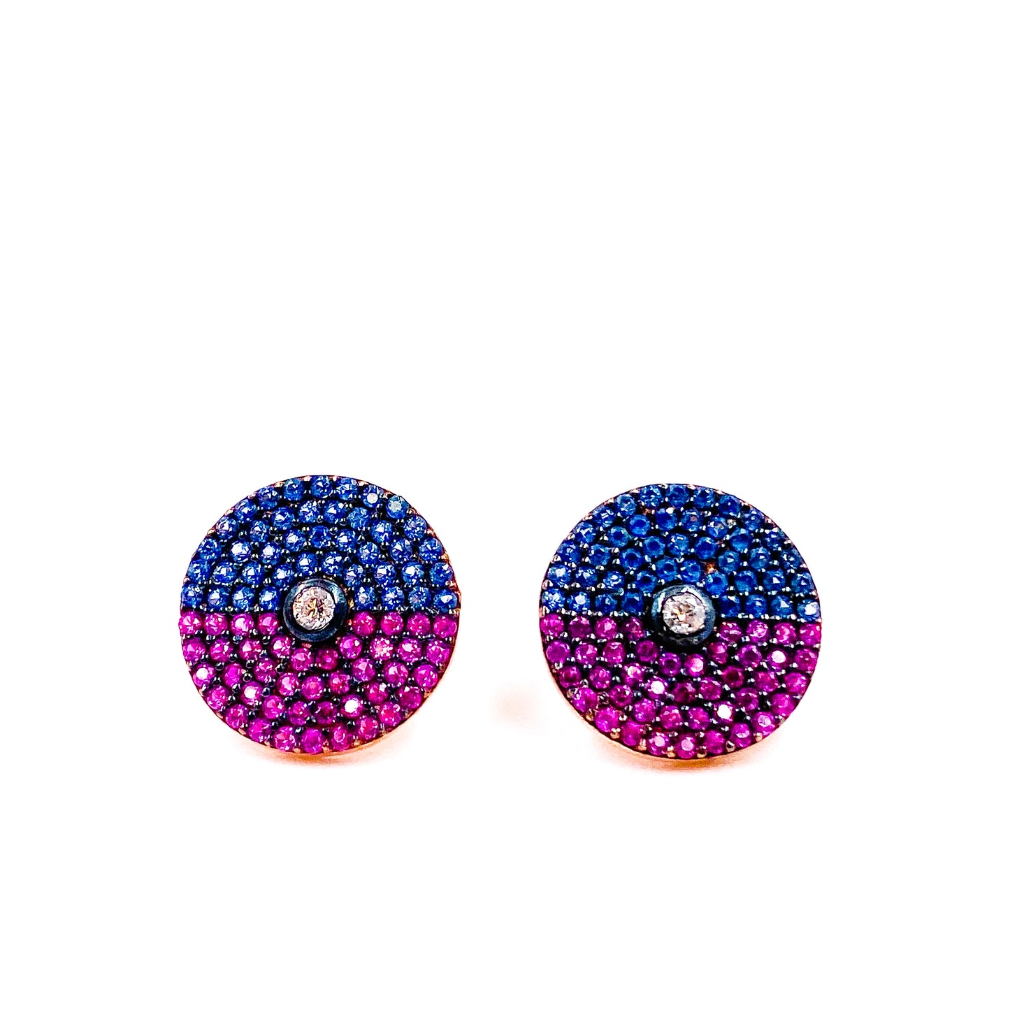 Aretes redondos con zirconias azul y fucsia